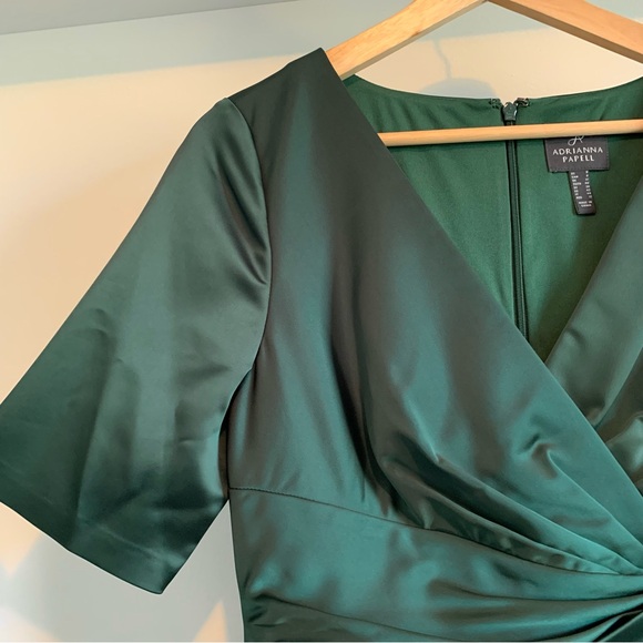 Adrianna Papell Women's Green Pleat Wrap Satin Cocktail Sheath Dress Size 8 - Picture 6 of 12